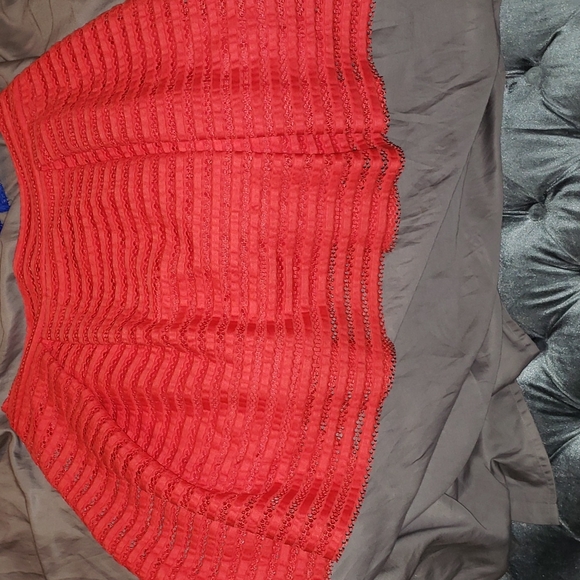 2 Express women's skirts - Picture 5 of 7